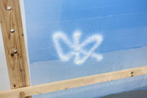 Glassrack Blue Detail