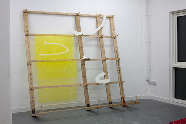 Glassrack YellowWhite